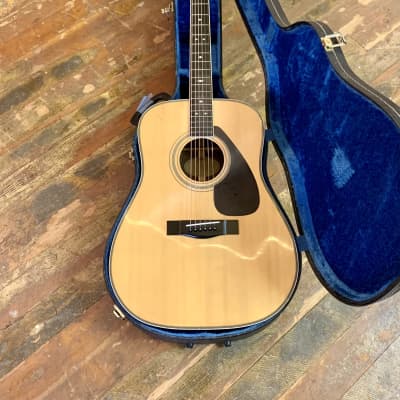 Yamaha L-8 acoustic guitar c 1979 Rosewood original vintage