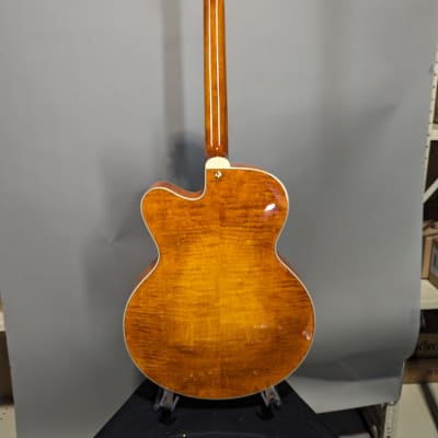Eastman AR580CE-HB Honeyburst Archtop Electric Guitar w/ Hardshell Case image 4
