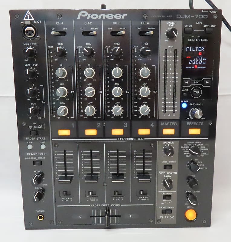 pioneer dj パイオニア　DJM-700 Pioneer DJ DJM-700 4-channel DJ Mixer | Sweetwater