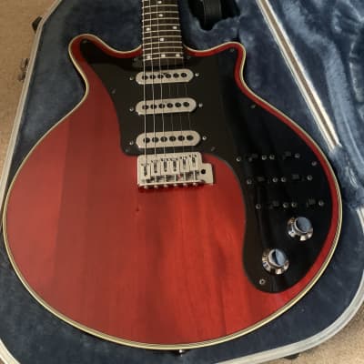 Burns London Brian May Red Special 2001 serial number BHM-0204 image 2