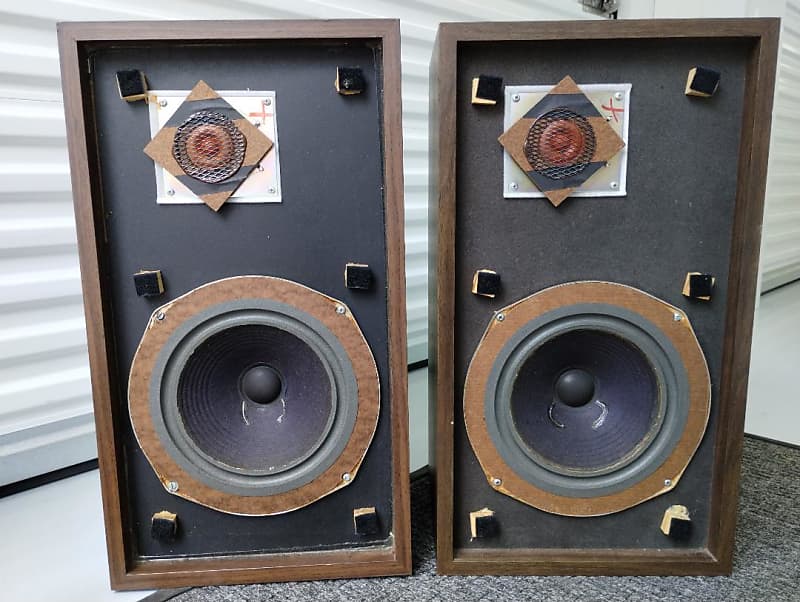 Advent Utility speakers in excellent condition. - 1970&#039;s  			