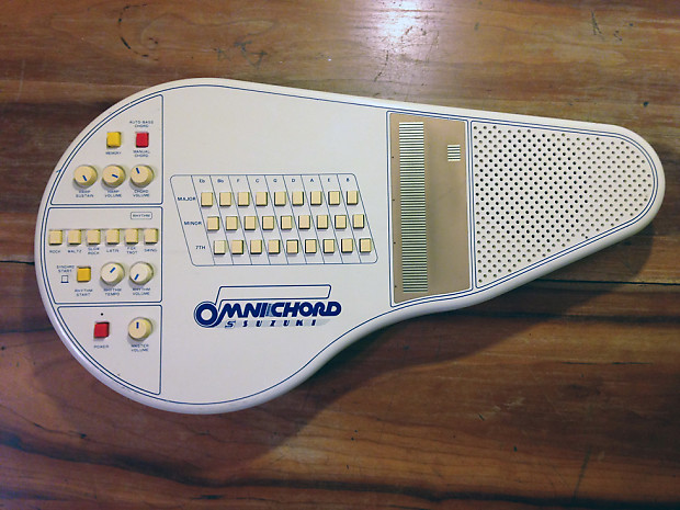 Vintage Suzuki Omnichord OM-27 analog autoharp synthesizer
