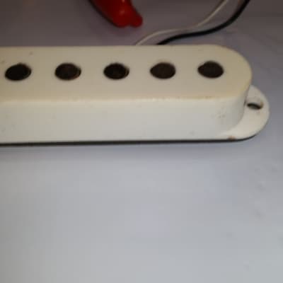 FENDER STRATOCASTER PICKUP early1980s Grey Bottom, meter read 5.93 image 3