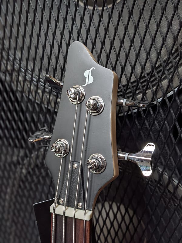 NEW! Killer Axe! - Stagg 3/4 Scale SBF-40 Fusion Electric Bass