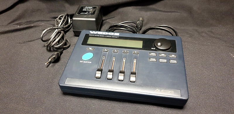 Alesis Wedge Desktop Master Reverb 1990s - Black image 1