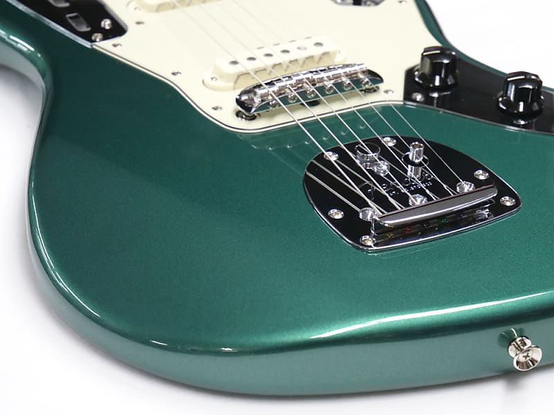 ギター Fender MIJ FSR Traditional 60s Jaguar 2022 Fender Traditional 60s Jaguar FSR Black w/ Gold