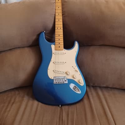 Fender American Ultra Stratocaster - Cobra Blue + Hard Shell Case image 1