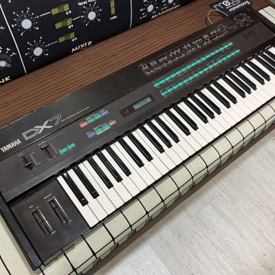 Yamaha DX7 with SuperMAX upgrade and original Operating Manual