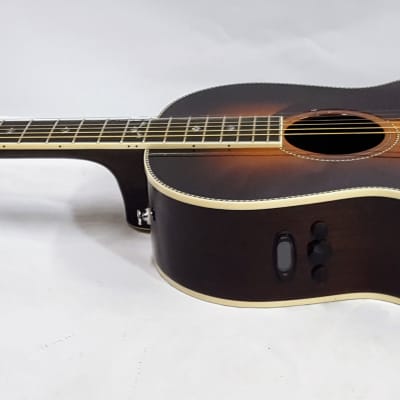 Fender Paramount PM-2 Deluxe SB Parlor Acoustic Guitar with