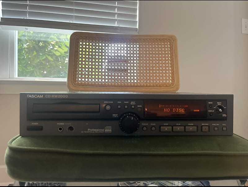 tascam cd rw 2000