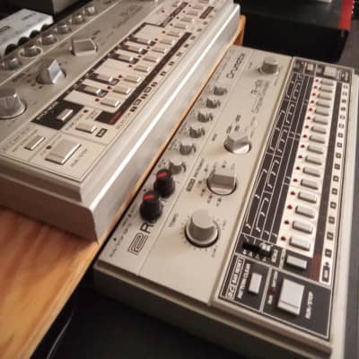 Roland TB 303 1981/1984 - Silver Midi in
