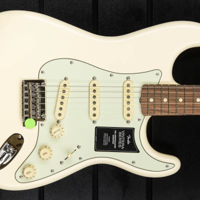 Fender Vintera '60s Stratocaster Modified PF - Olympic White - b-stock image 4