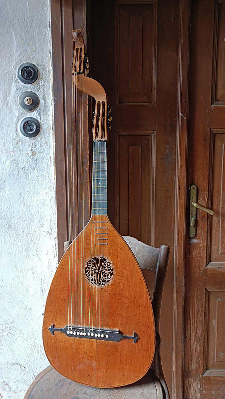 Theorbo guitar deals