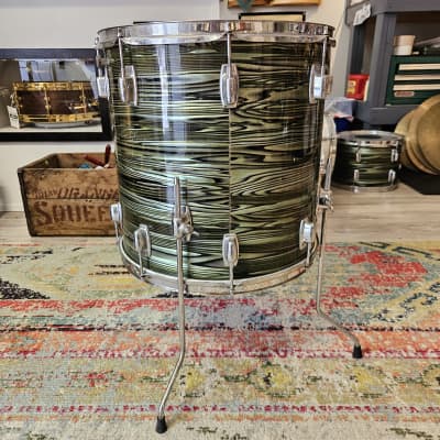 Ludwig Standard 16x16" 3-ply Floor Tom in Avocado Strata 1971 image 6
