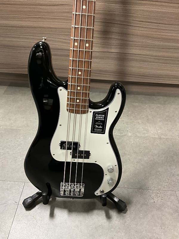 Fender Player Precision Bass | Reverb Canada