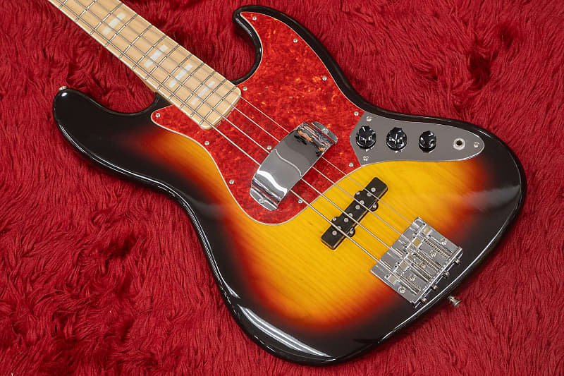 Fender japan JB-75 MOD-
