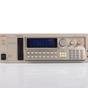 AKAI S3200 MIDI Stereo Digital Sampler LOADED SCSI ADAT AES NEEDS REPAIR #26605 image 1