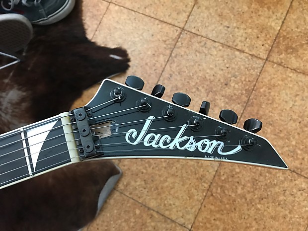 Jackson soloist 1985 San Dimas Ferrari Red Rare 2 humbucker