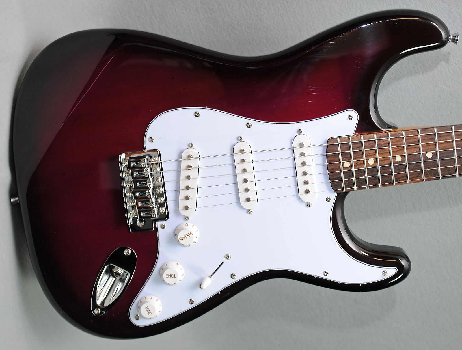 Oscar Schmidt OS300 PS Purple Sunburst Reverb