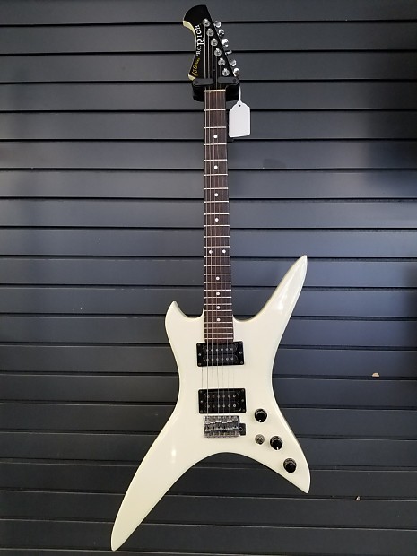 B.C. Rich Stealth N.J. Series White Cream