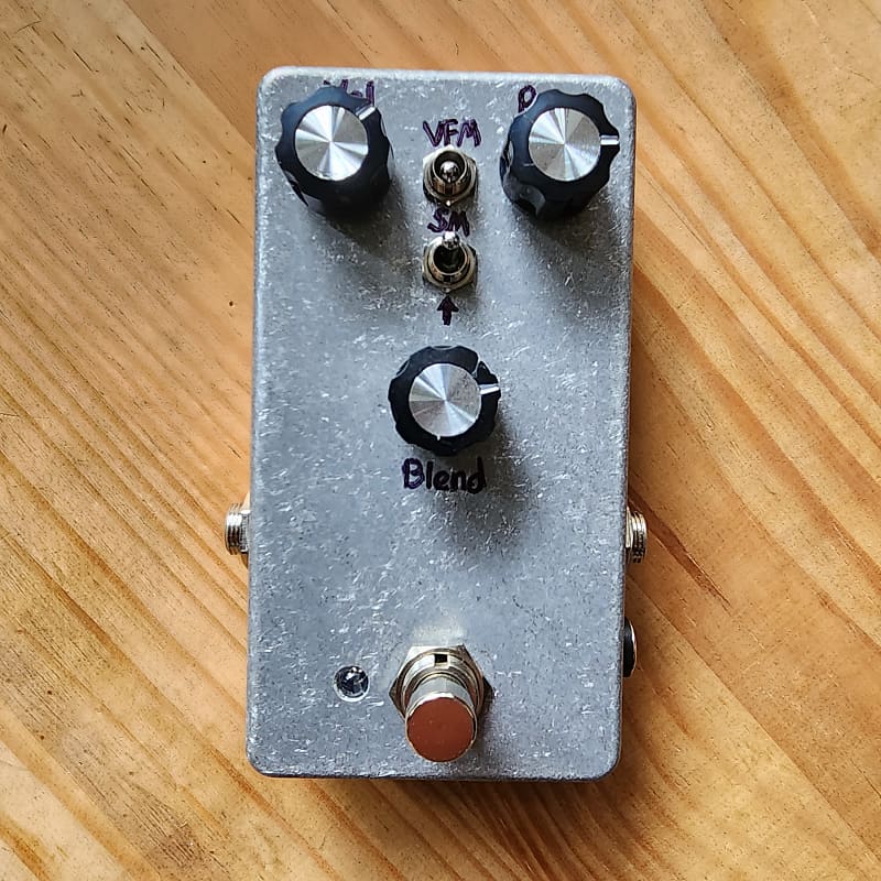BettyWont Devi Ever Soda Meiser / Vintage Fuzz Master w