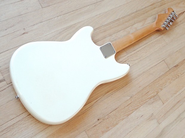 1994 Fender Duo Sonic Electric Guitar Offset White Mexico MIM Short Scale