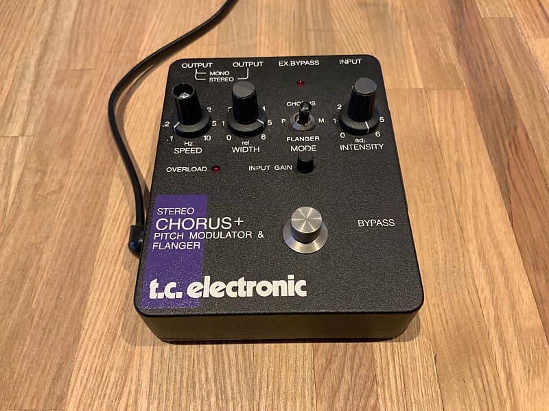 TC Electronic Stereo Chorus + Pitch Modulator & Flanger - Black