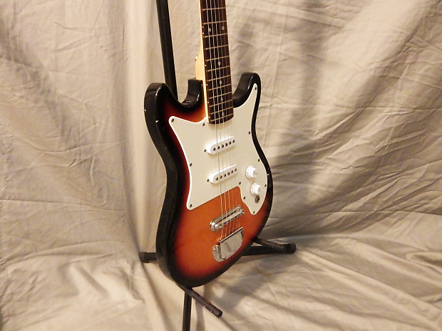 Vintage Harmony 02815 Electric Guitar Late 70s 3 Tone Sunburst