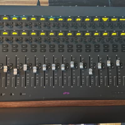 【稀少】AVID ProTools S3 コントローラー Avid Pro Tools S3 Control Surface Studio Review – KMR Audio