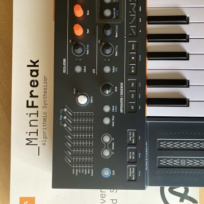 Arturia MINIFREAK image 8