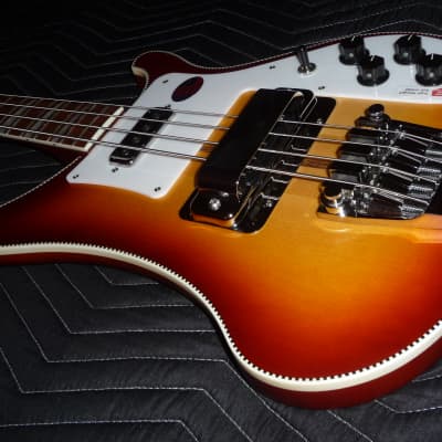 2023 Limited Edition Rickenbacker 4003 CB AUT Bass - SATIN Autumnglo - Checkerboard Binding image 22