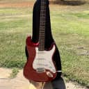 Squier Classic Vibe '60s Stratocaster with Laurel Fretboard 2020 Candy Apple Red