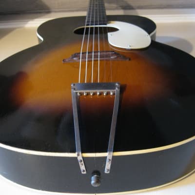 Kay Marveltone  Vintage c.1940 Chicago USA Sunburst Spruce & Maple Oval Soundhole Archtop Guitar. image 12