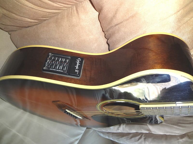 Epiphone EO-1, Vs Orville Gibson