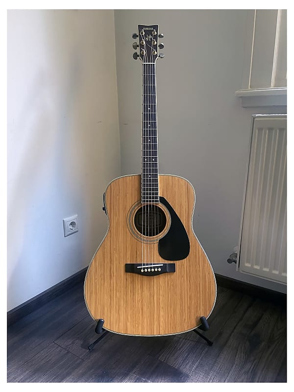 Yamaha FGX-B1n / Ultra Rare Bamboo Electro-Acoustic Guitar