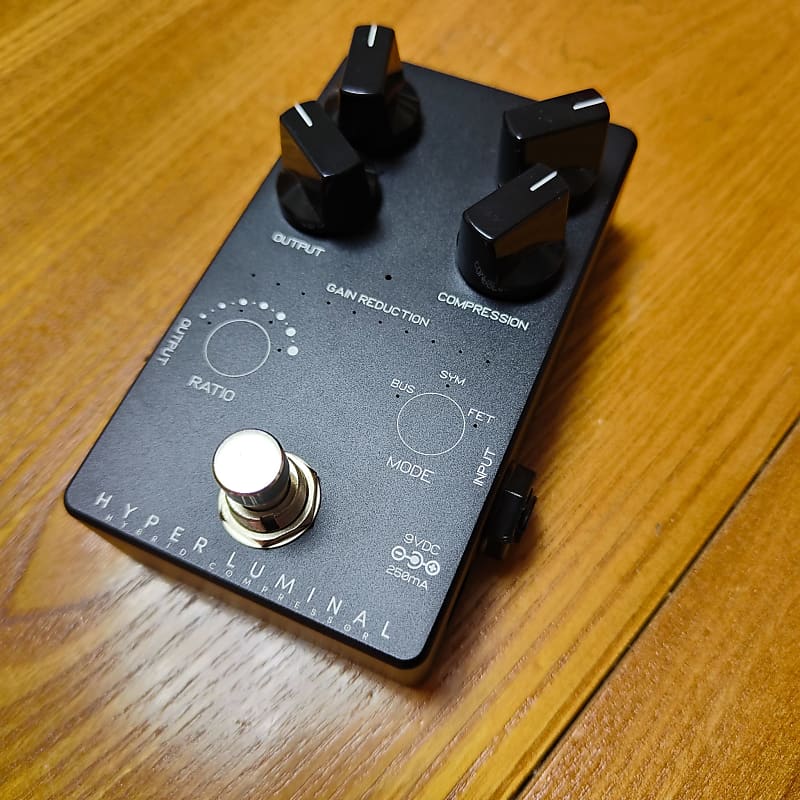 Darkglass Electronics Hyper Luminal Hybrid Compressor 2019 - Black