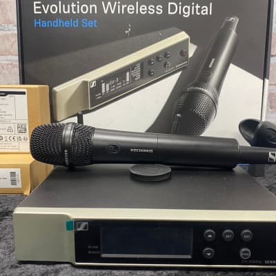 Used Sennheiser EW D 835 S Wireless Microphone Systems 3 Reverb