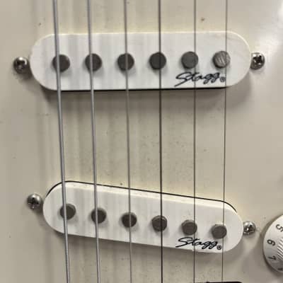Stagg Stratocaster Style Guitar image 3