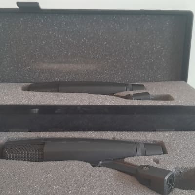 Set of 2x Sennheiser MD 421 II Cardioid Dynamic Microphones 2002 - Present - Black