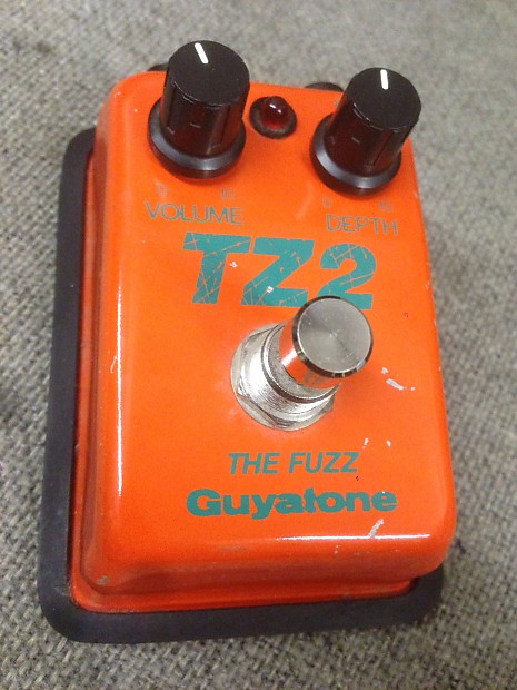 Guyatone The Fuzz TZ2 Univox Super Fuzz Clone w/ Ring Modulator Octave Mini