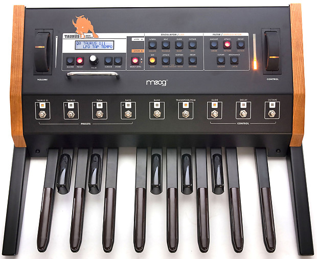 Moog taurus 2024 3 bass pedals