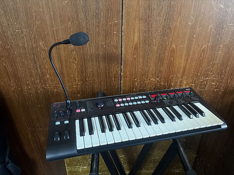 KORG R3 Synthesizer Vocoder シンセサイザー 37鍵 ボコーダー