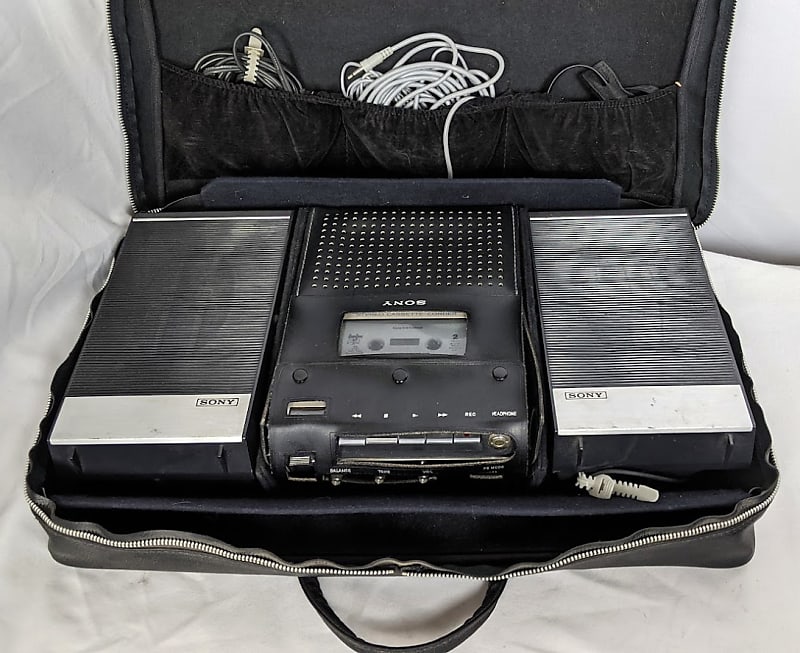 Vintage Sony TC-124 Stereo Cassette Tape Player / Recorder w/ Speakers,  Microphone, & Accessories