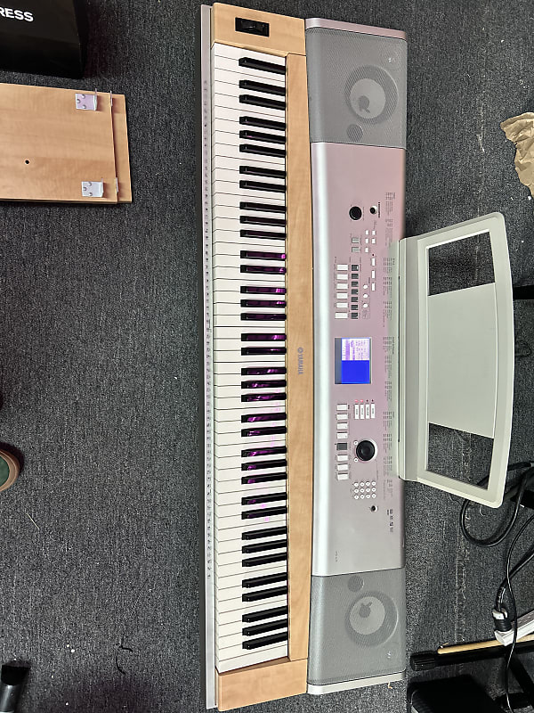 Yamaha YPG625 Keyboard BROKEN SCREEN PLEASE SEE DESCRIPTION Reverb