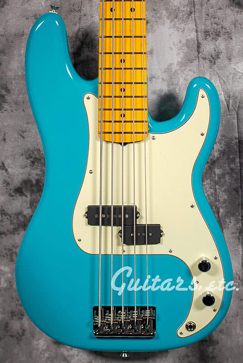 Fender - American Professional II Precision Bass® V image 1