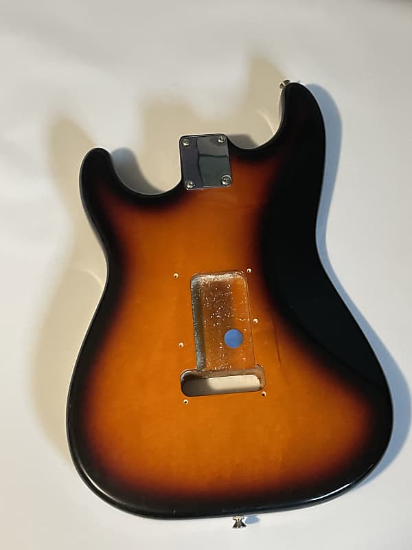 1996 MIM Fender Standard Mexico Stratocaster 3 Tone Sunburst 1996 MIM Fender Standard Mexico Stratocaster 3 Tone Sunburst