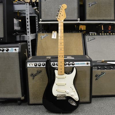 Fender Eric Clapton Artist Series Stratocaster with Lace Sensor Pickups 1991 - 2000 - Black image 2