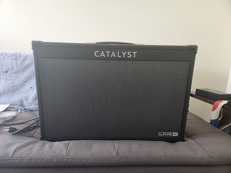 Line 6 Catalyst 200 2-Channel 200-Watt 2x12