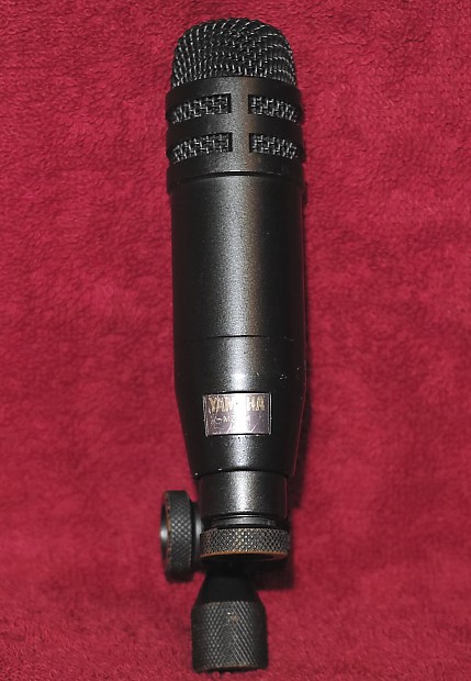 Yamaha MZ204 Dynamic Microphone