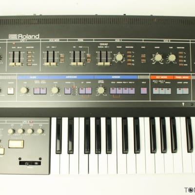 ROLAND JUPITER-6 Analog Keyboard Synthesizer RESTORED & Future-Proofed !! midi VINTAGE SYNTH DEALER image 2